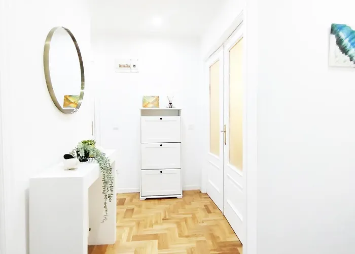 Pablo Neruda Διαμέρισμα *